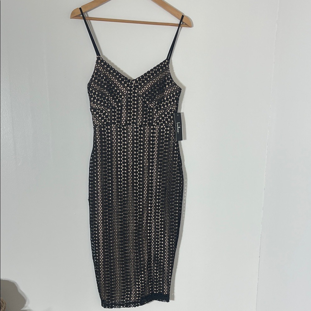 Lulus new rules black lace Bodycon midi dress with slit size S NWT - Picture 4 of 12